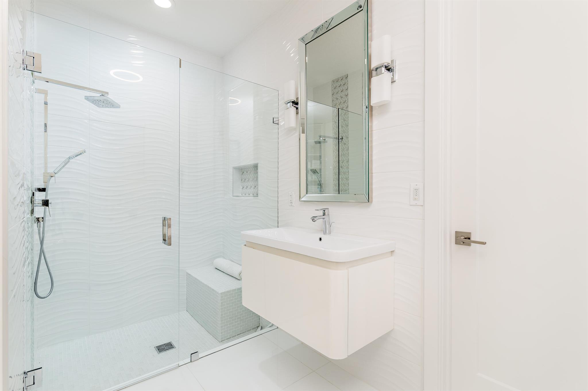 IRONHORSE PAR C - Residential Lease