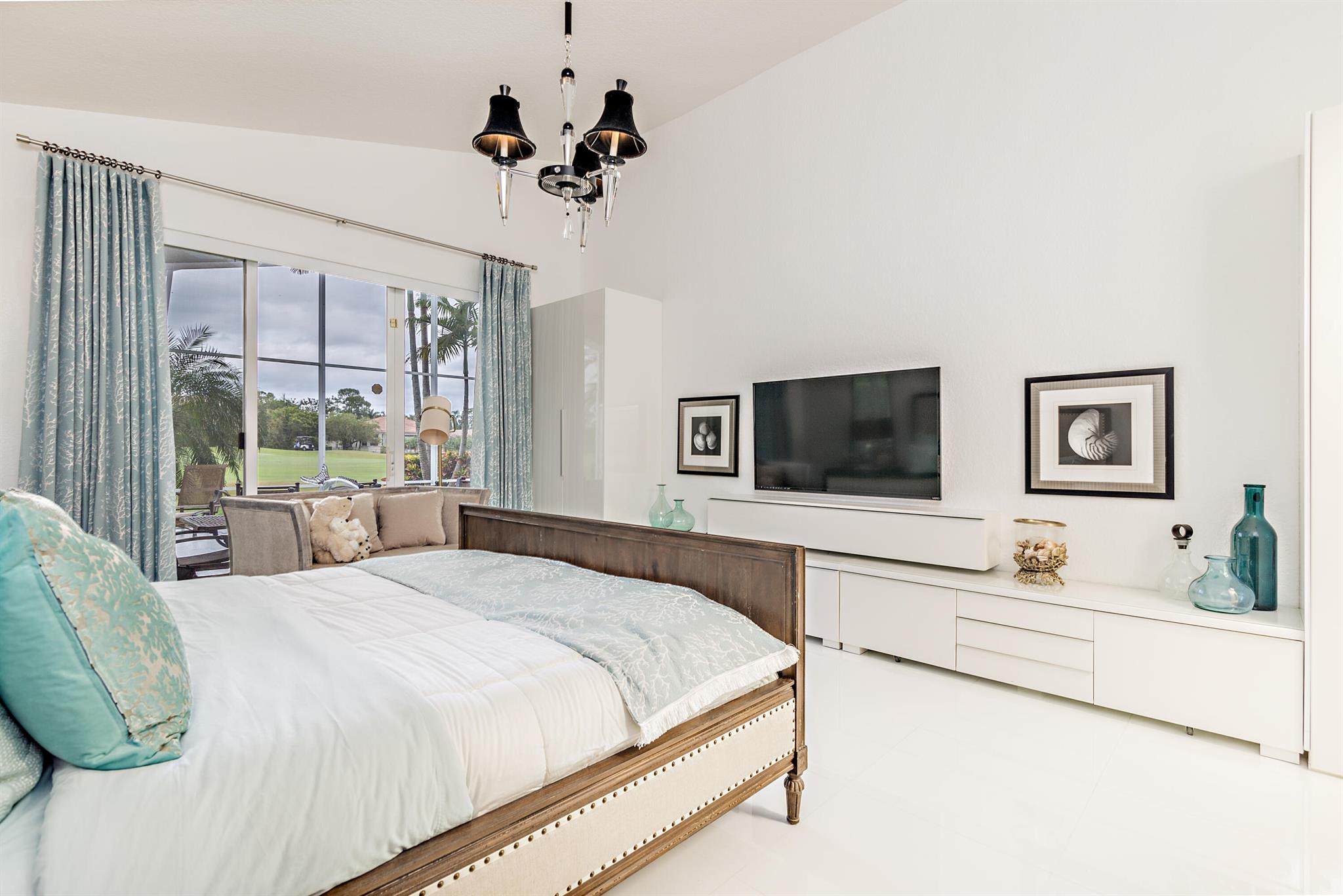 IRONHORSE PAR C - Residential Lease