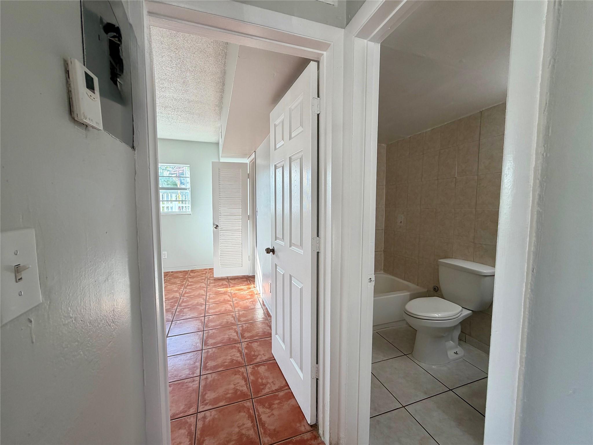 Fairview Amd 10-25 B - Residential Lease