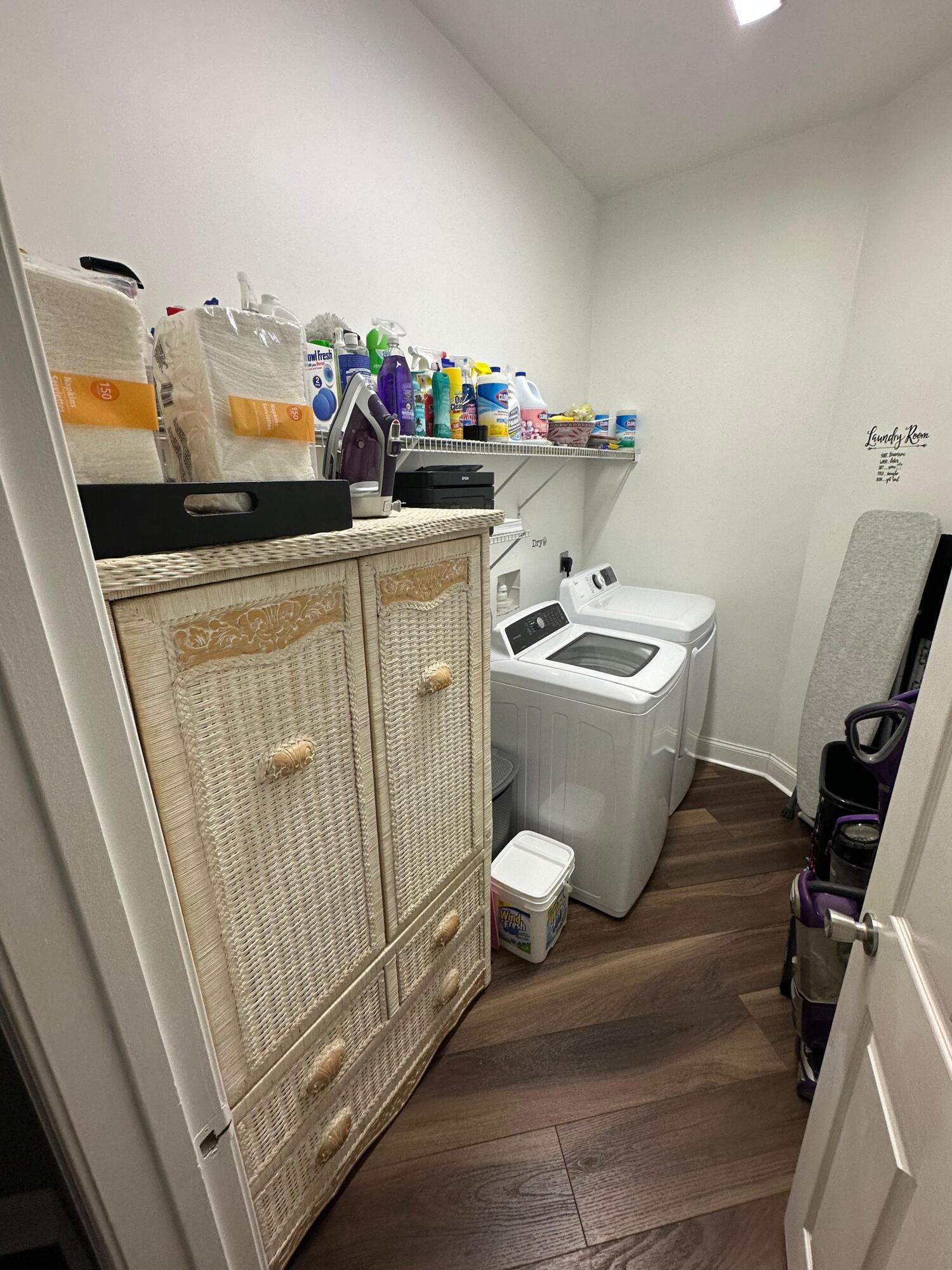 VIZCAYA FALLS PLAT 1 - Residential