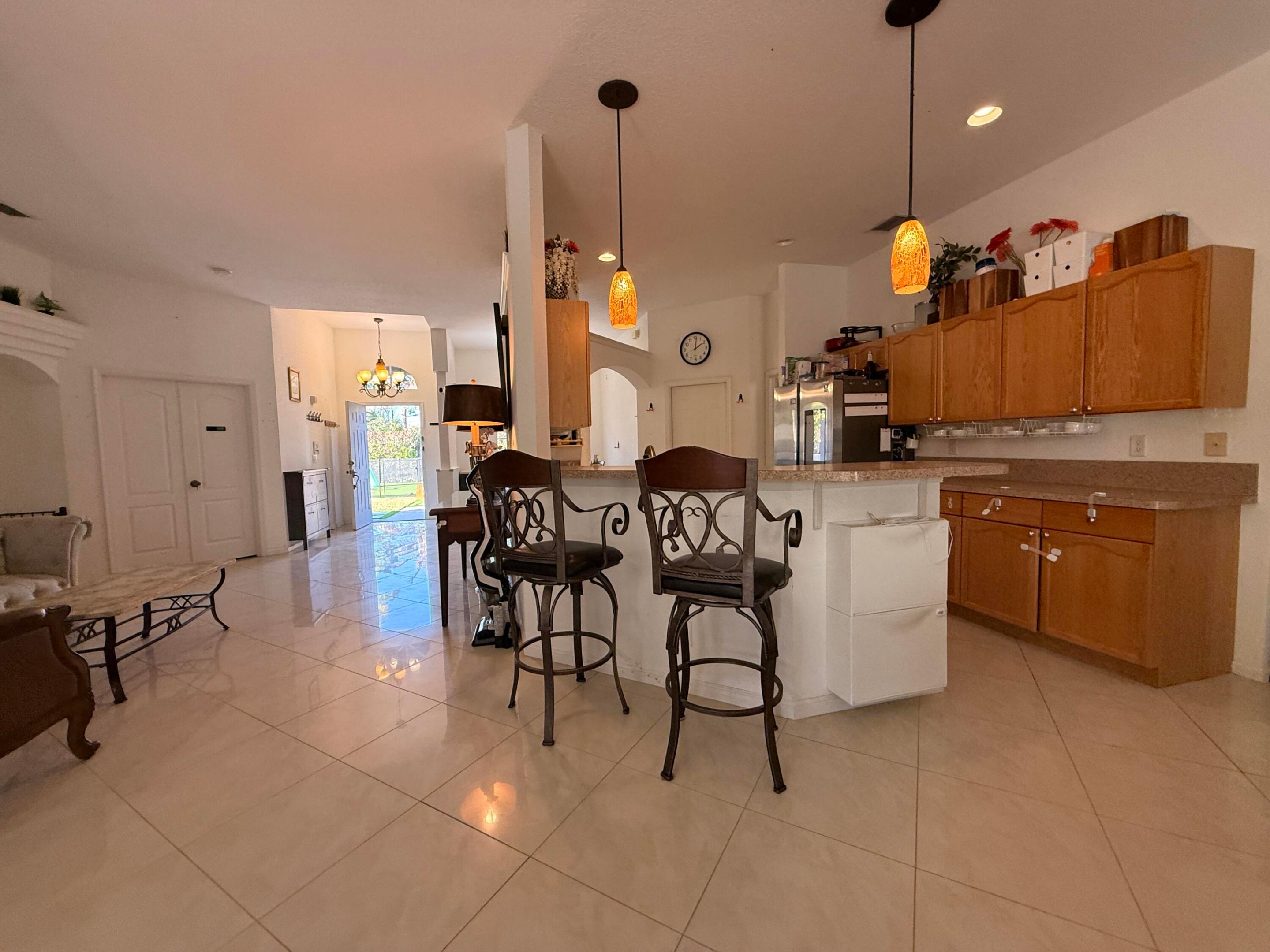 11-43-40~ N 237.9 FT OF S  3380.6 FT OF E 209.6 FT - Residential