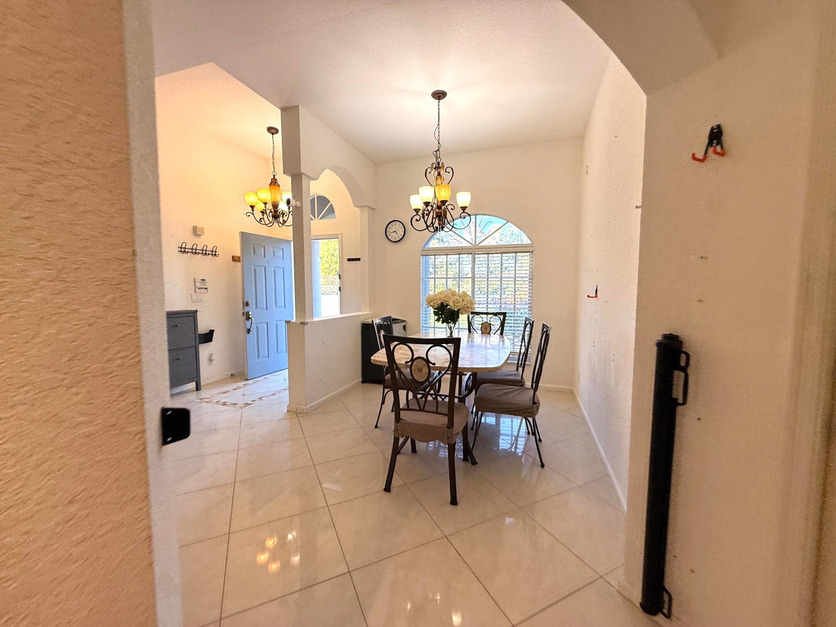 11-43-40~ N 237.9 FT OF S  3380.6 FT OF E 209.6 FT - Residential