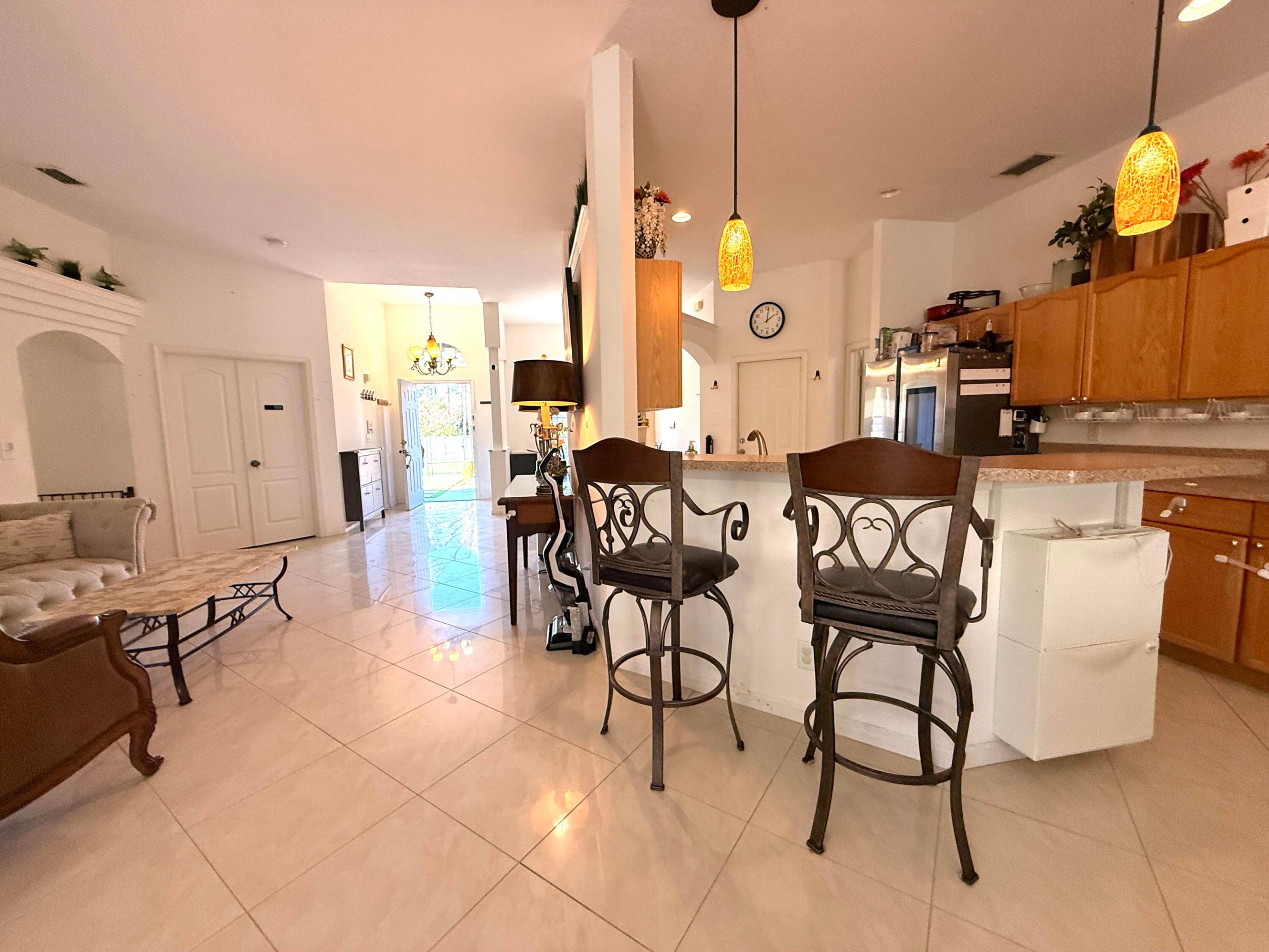 11-43-40~ N 237.9 FT OF S  3380.6 FT OF E 209.6 FT - Residential