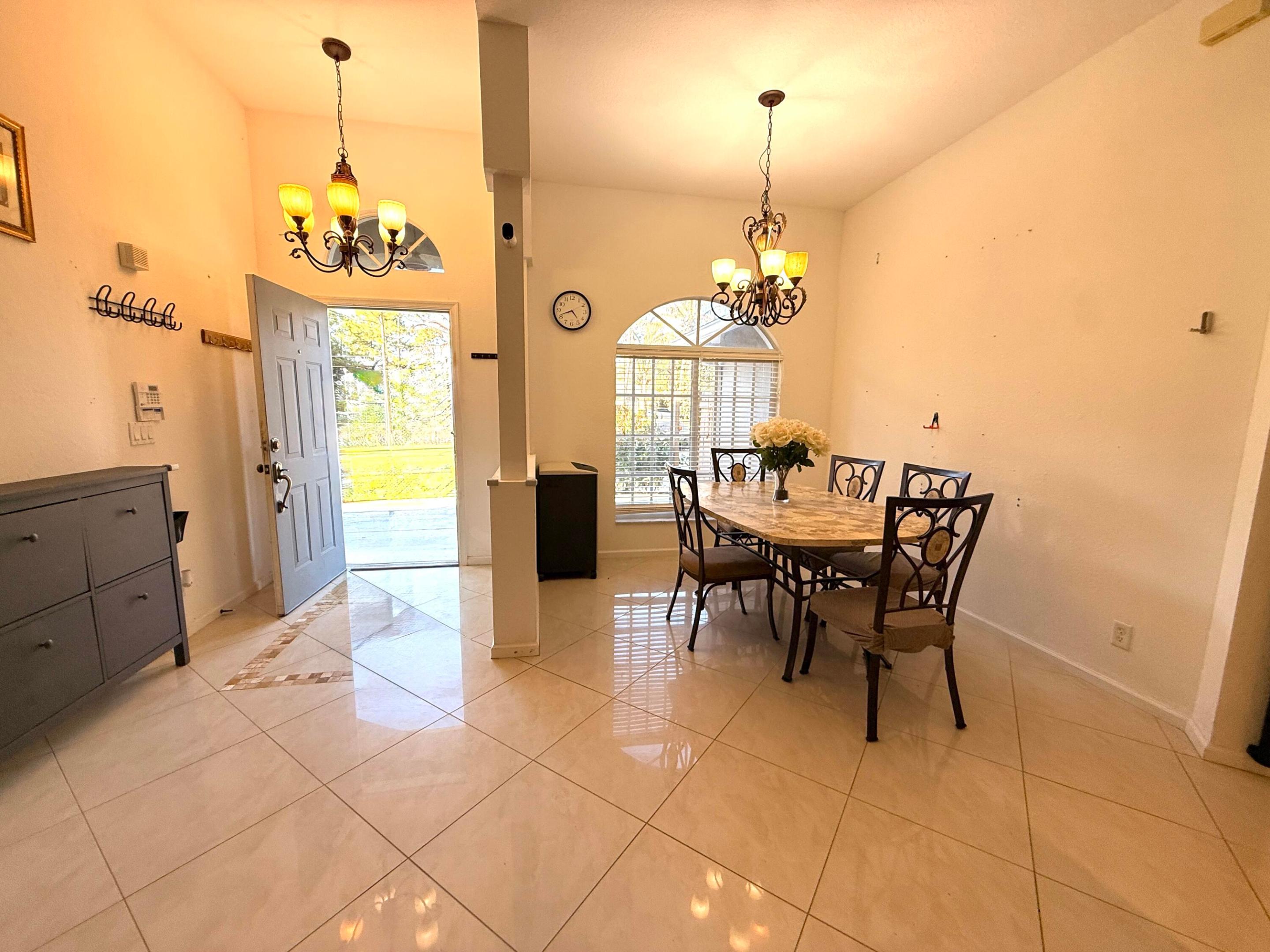 11-43-40~ N 237.9 FT OF S  3380.6 FT OF E 209.6 FT - Residential