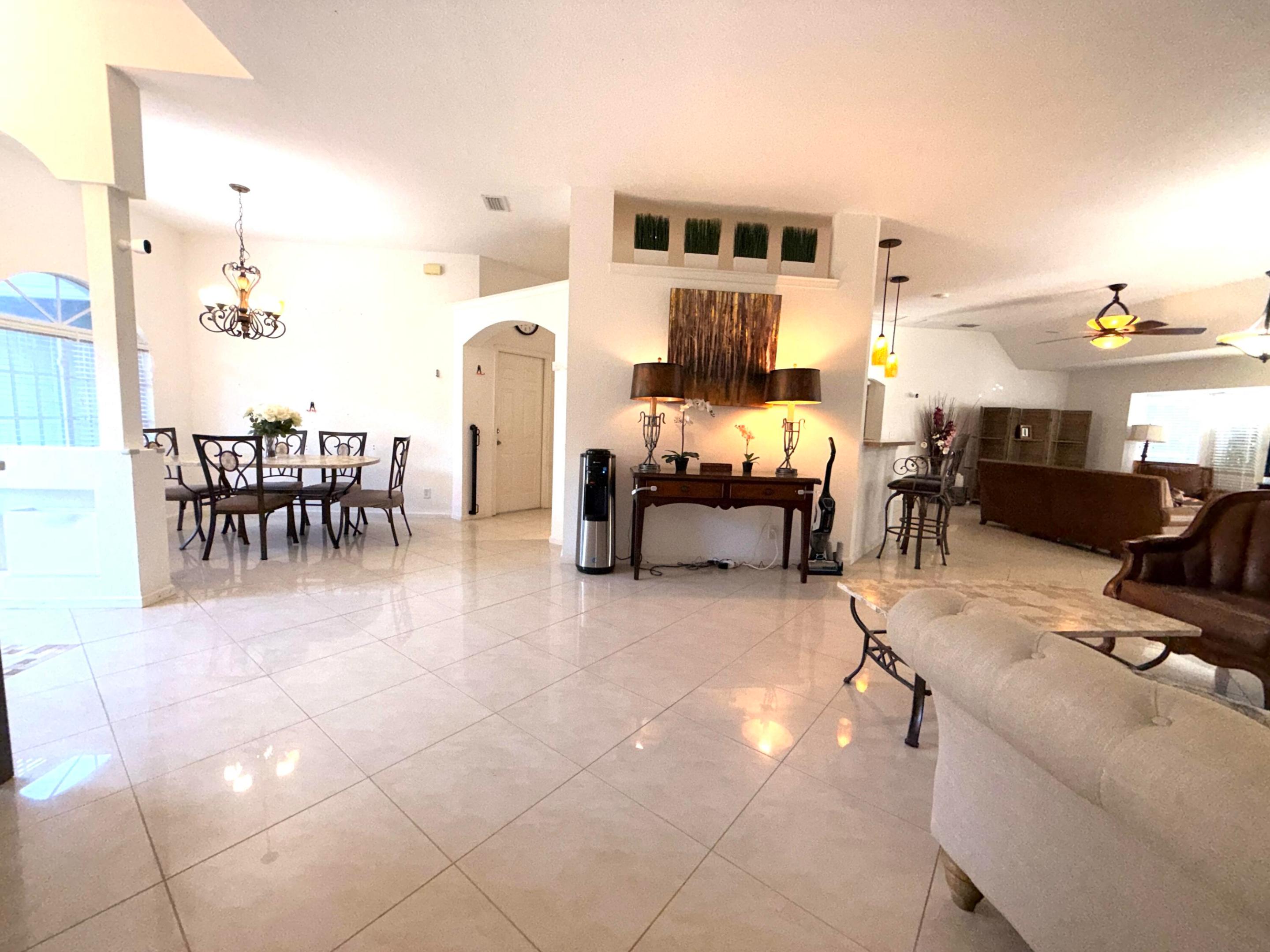 11-43-40~ N 237.9 FT OF S  3380.6 FT OF E 209.6 FT - Residential