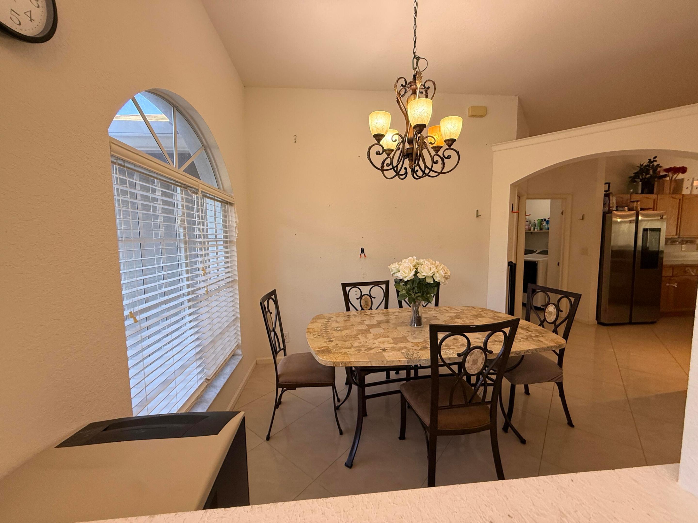 11-43-40~ N 237.9 FT OF S  3380.6 FT OF E 209.6 FT - Residential