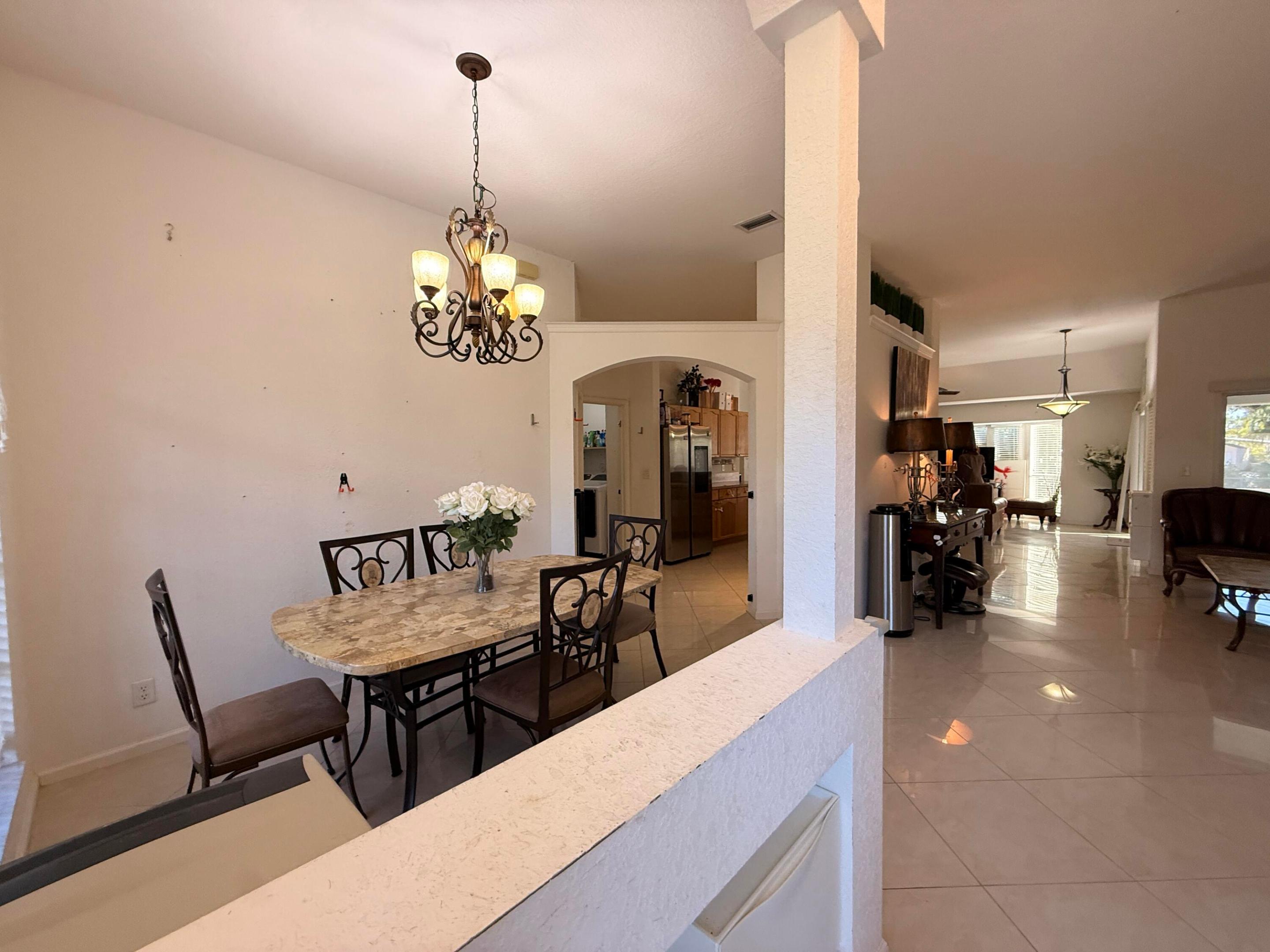 11-43-40~ N 237.9 FT OF S  3380.6 FT OF E 209.6 FT - Residential