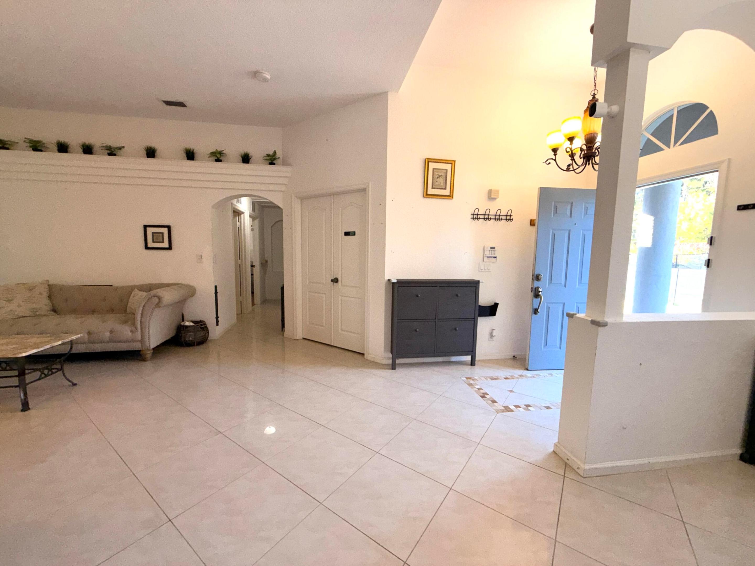 11-43-40~ N 237.9 FT OF S  3380.6 FT OF E 209.6 FT - Residential