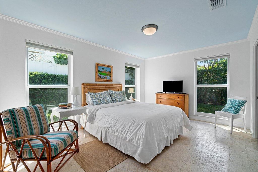 Photo of 110 Seagate Road, Palm Beach, FL 33480 (MLS # R11167868)