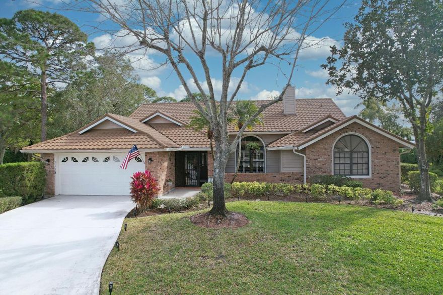 Immaculate 4 bedroom, 2.5 bath pool home located in the spectacular Country Club Estates in St. Lucie West.

Home's metal roof was Installed in December of 2024. The home's exterior was recently repainted in 2025.  The water heater replaced in January of 2026.  Pool was resurfaced in 2018.  All carpet in bedrooms was replaced in January of 2026.  The aforementioned upkeep and improvements provide the prospective owner a home in Country Club Estates with out the heavy costs that typically burden the new homeowner.

The home has been kept in very good order and is move in ready!

Shopping is abound in St. Lucie West.  Golf membership is available at the St. Lucie Trail Golf Club (within the community).  Home is located within minutes of the St. Lucie Mets training facility.