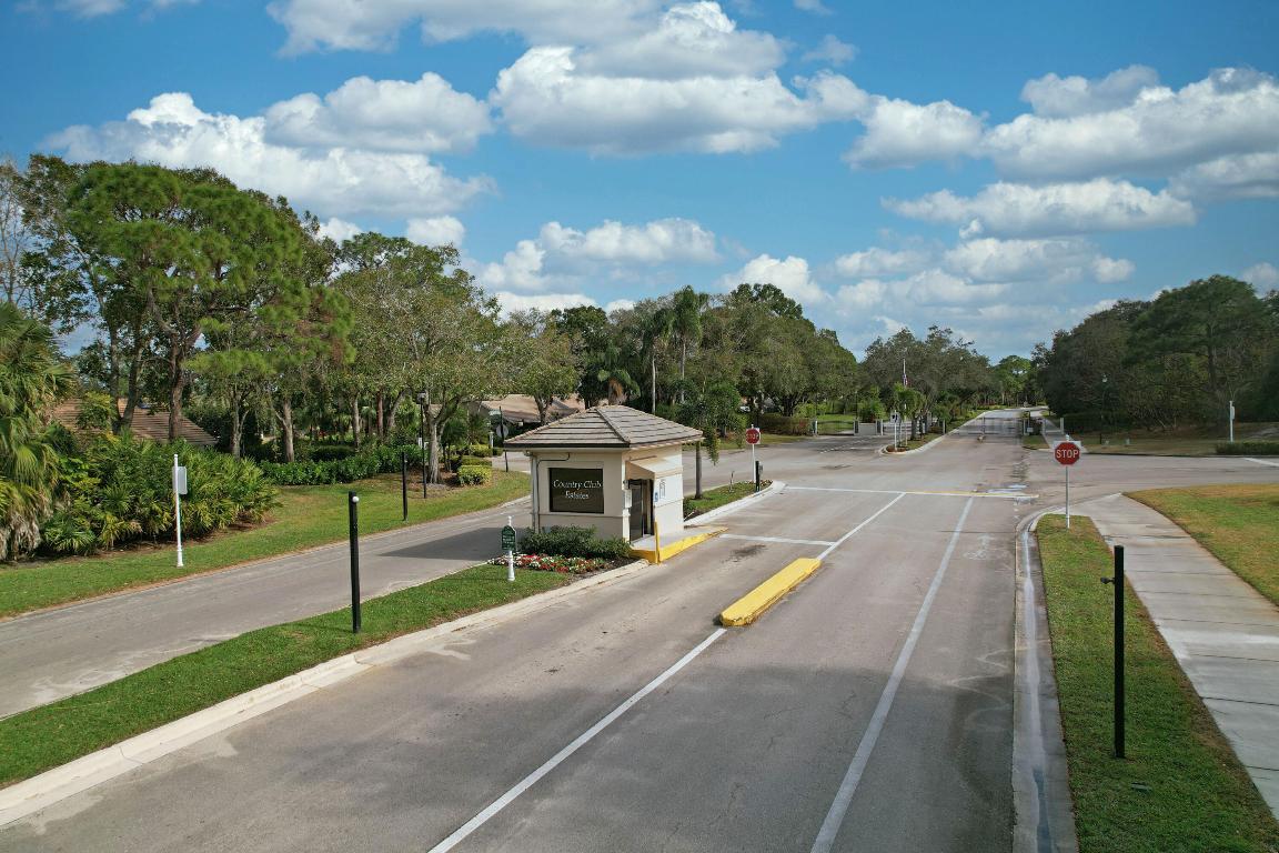 COUNTRY CLUB ESTATES PARCEL 8 PHASE 1 - Residential