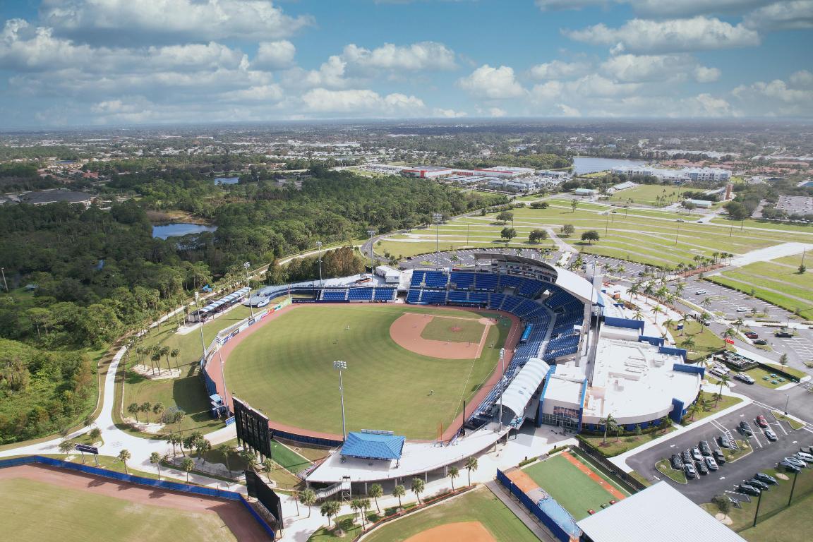 COUNTRY CLUB ESTATES PARCEL 8 PHASE 1 - Residential