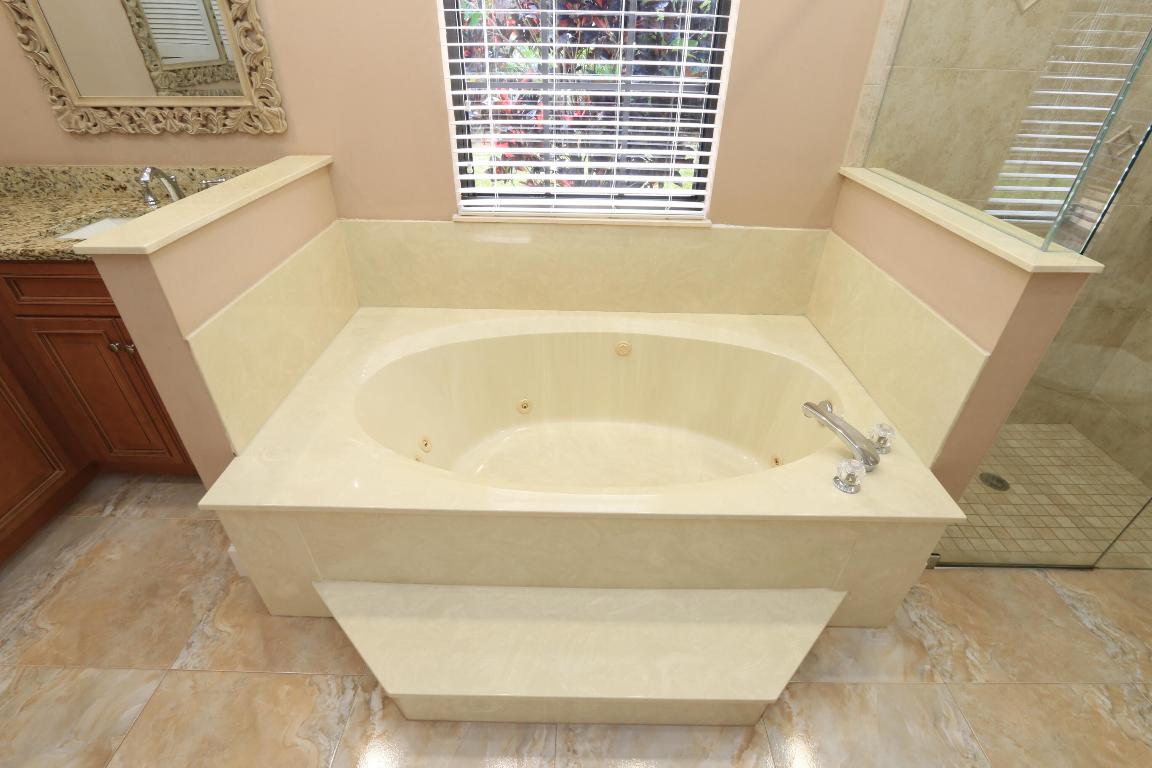 COUNTRY CLUB ESTATES PARCEL 8 PHASE 1 - Residential