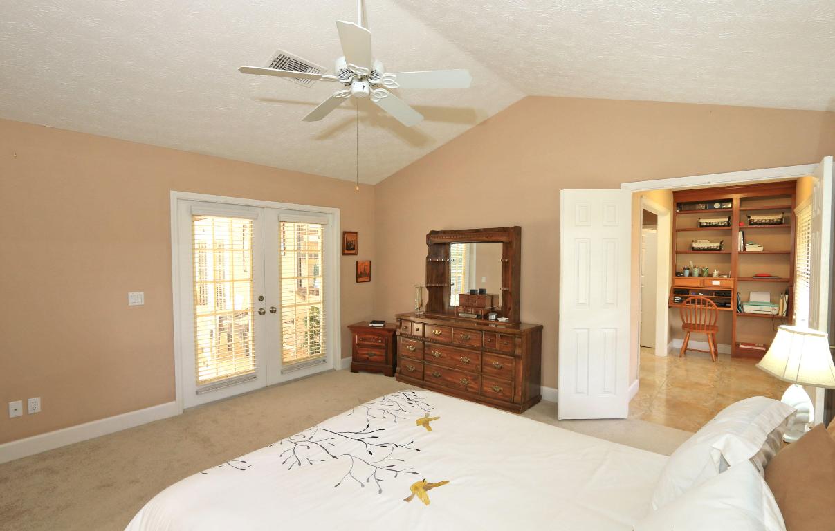 COUNTRY CLUB ESTATES PARCEL 8 PHASE 1 - Residential