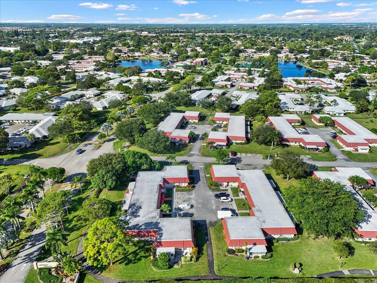 COVERED BRIDGE CONDO - Residential