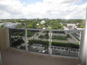 LA FONTANA APTS OF PALM BEACH INC - Residential