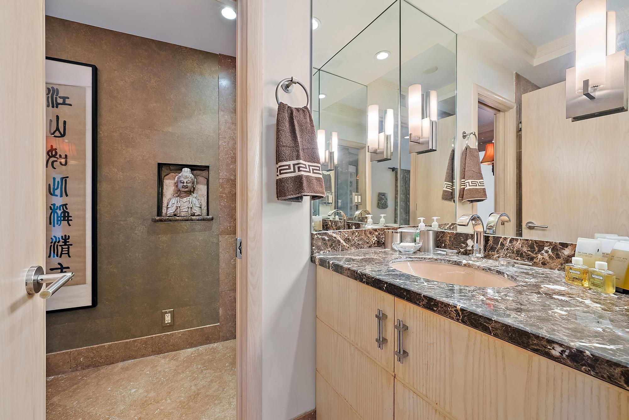 PALM BEACH TOWERS CONDO - Residential