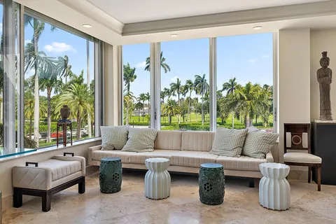 44 Cocoanut Row Unit 205 B, Palm Beach, FL MLS: R11079020