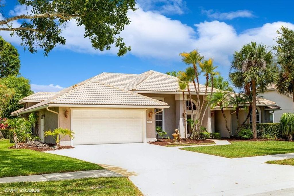 Photo of 2320 SW Danforth Circle, Palm City, FL 34990 (MLS # R10893010)