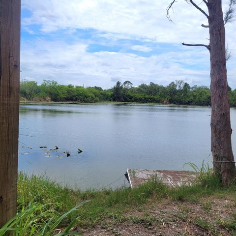 6390 SE Bridge Road Hobe Sound FL 33455