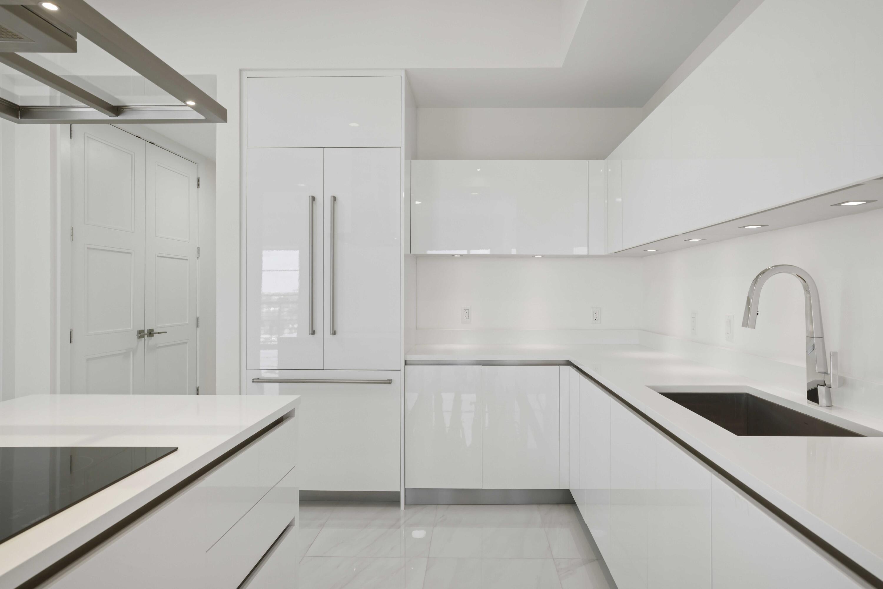 TOWER 155 CONDO - Residential