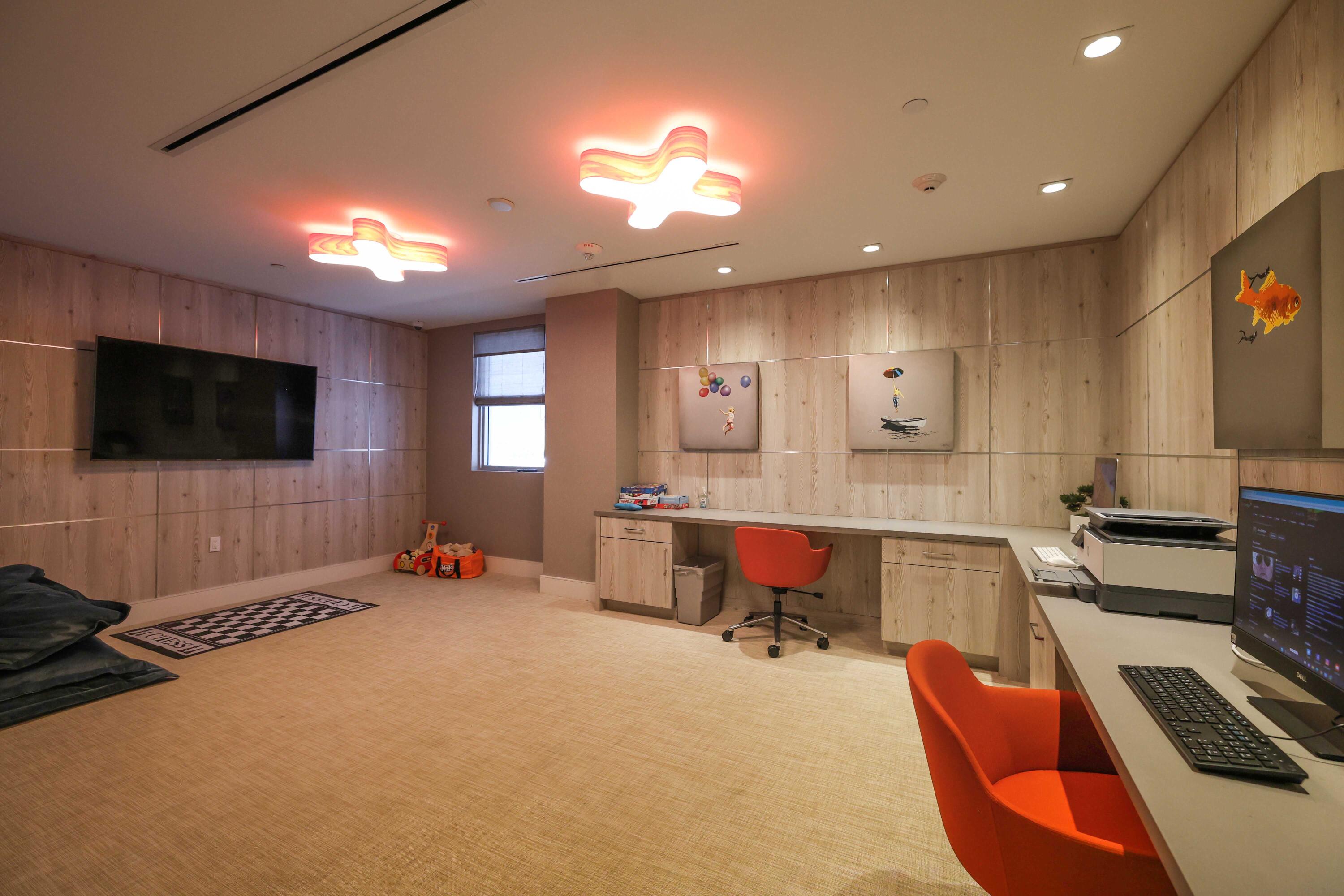 TOWER 155 CONDO - Residential