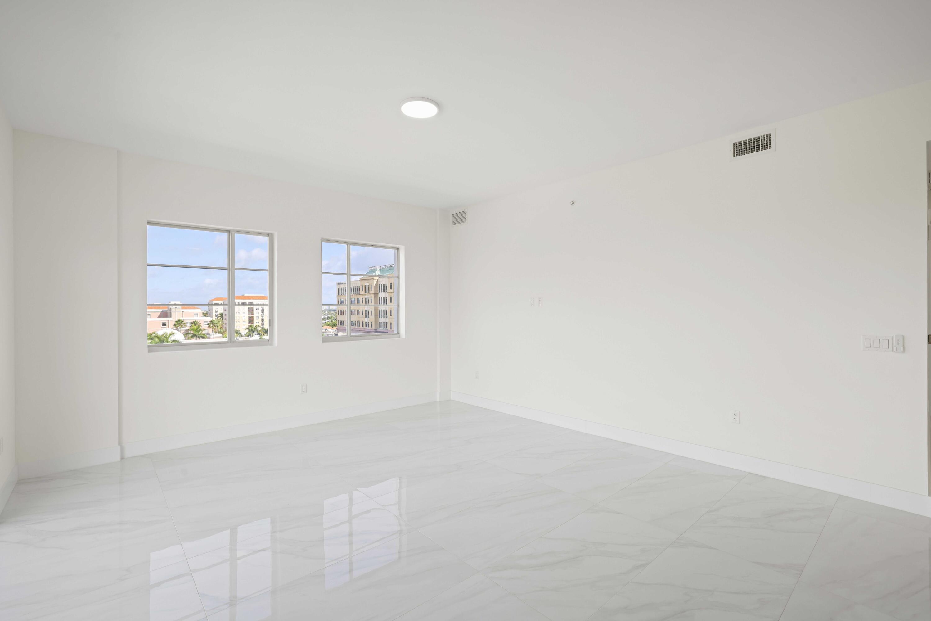 TOWER 155 CONDO - Residential