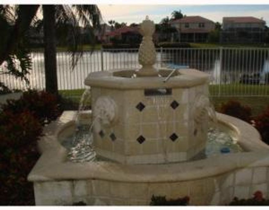 JUST REDUCED - 3 BEDROOM/2 CAR GARAGE WATERFRONT HOME.LARGE FOUNTAIN ON BACK PATIO FACING LAKE - HIGH VAULTED CEILINGS - WET BAR - LOADS OF UPGRADES - EAT-IN KITCHEN - PANTRY - ROMAN TUB - SPLIT BEDROOM PLAN - WALK IN CLOSET -  HOUSE IS LOCATED ON A CUL-D E-SAC. AMENITIES INCLUDE: BASKETBALL, CLUBHOUSE, EXERCISE ROOM, PICNIC AREA, POOL, SIDEWALKS, STREET LIGHTS & TENNIS.