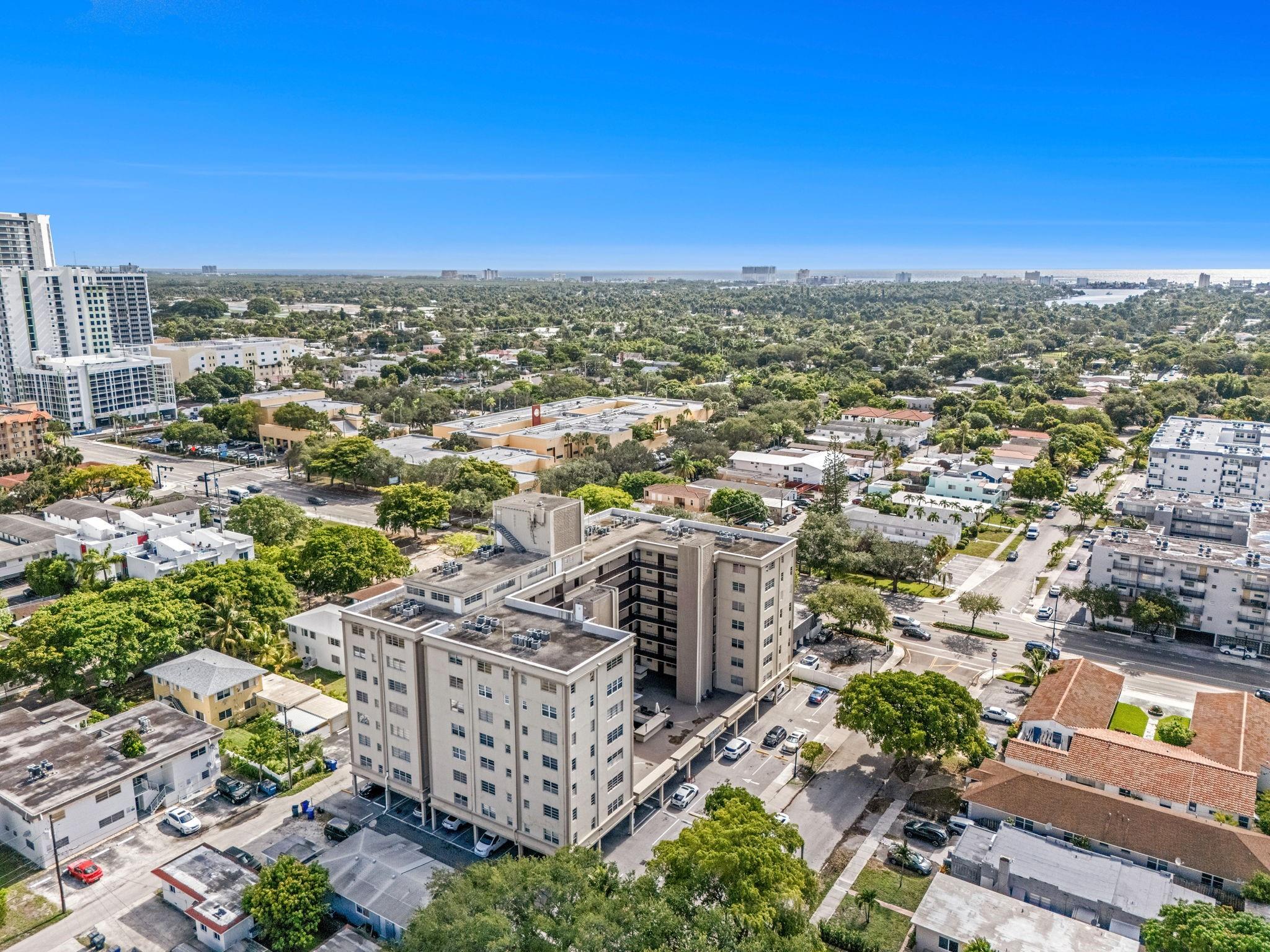 1811 Jefferson St 203