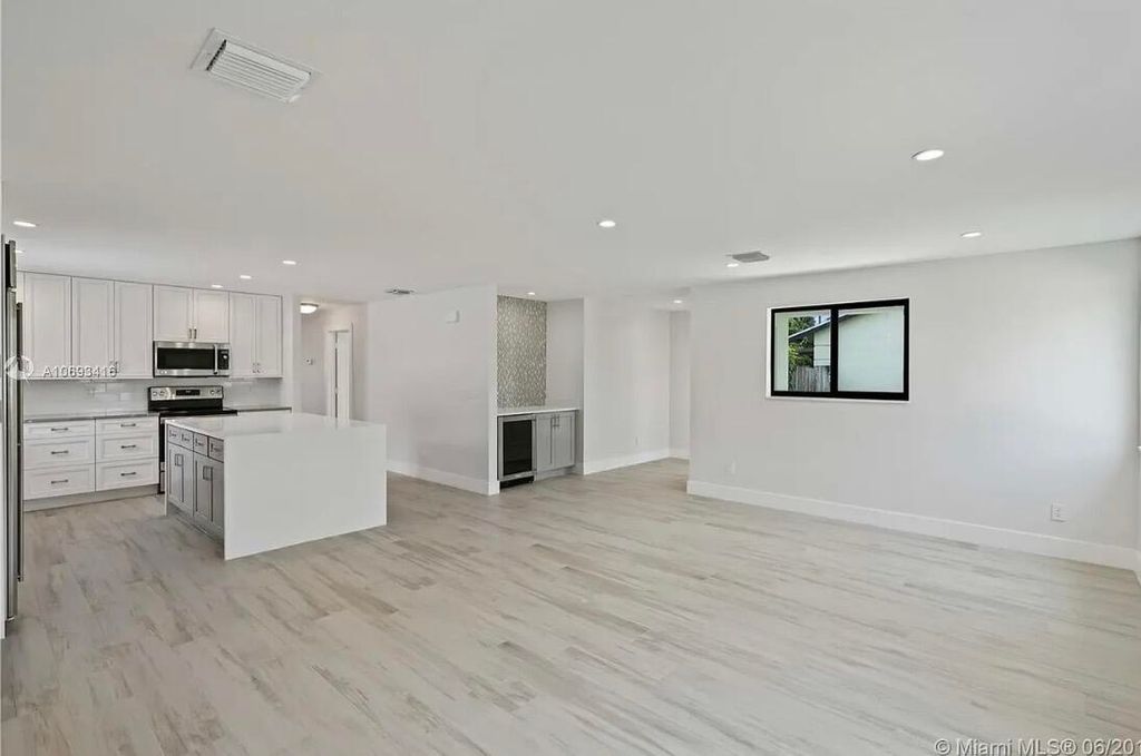 Photo of 2539 Wabash Drive, North Palm Beach, FL 33410 (MLS # B26023490)