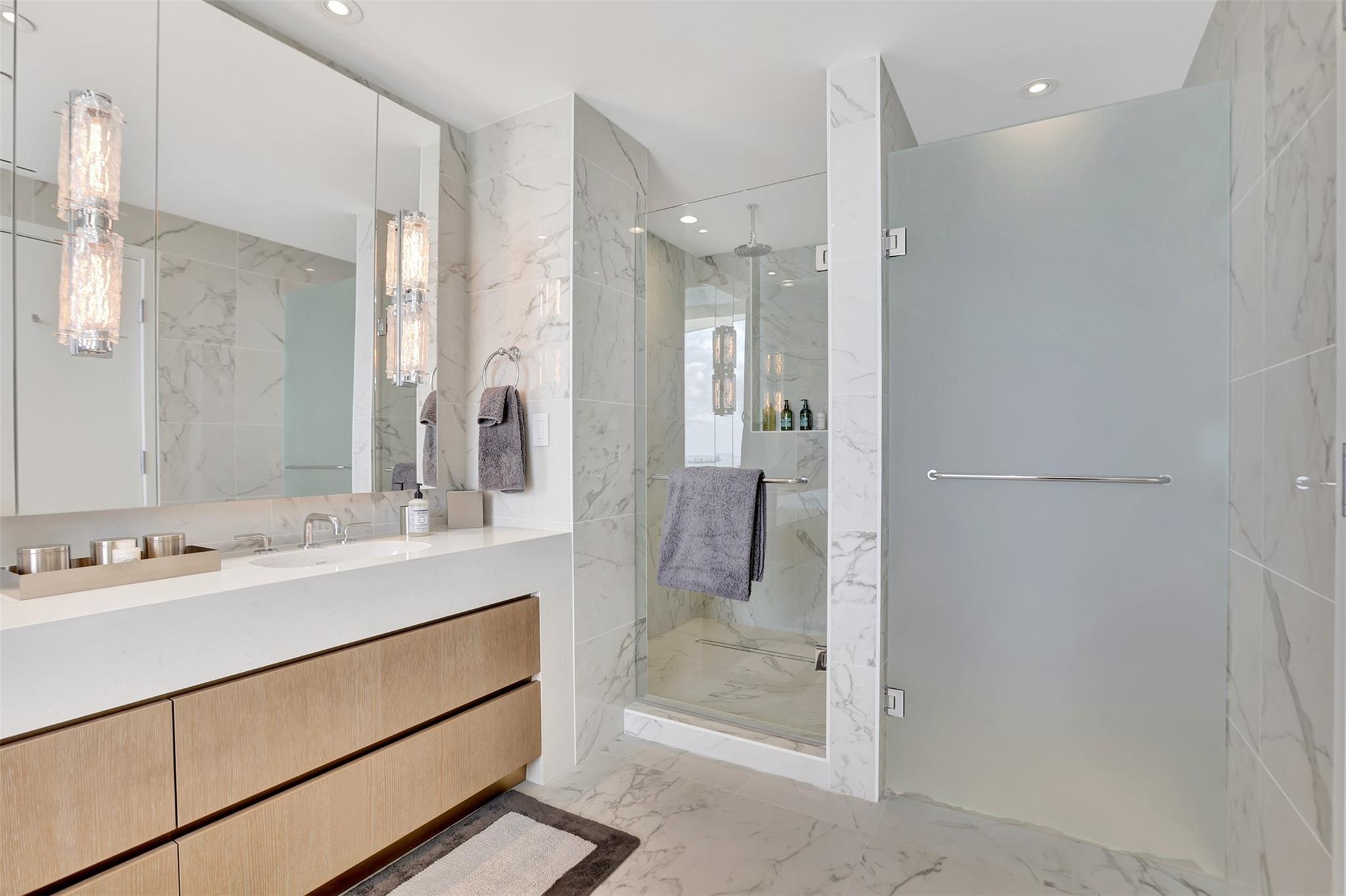 Four Seasons - Residential Lease