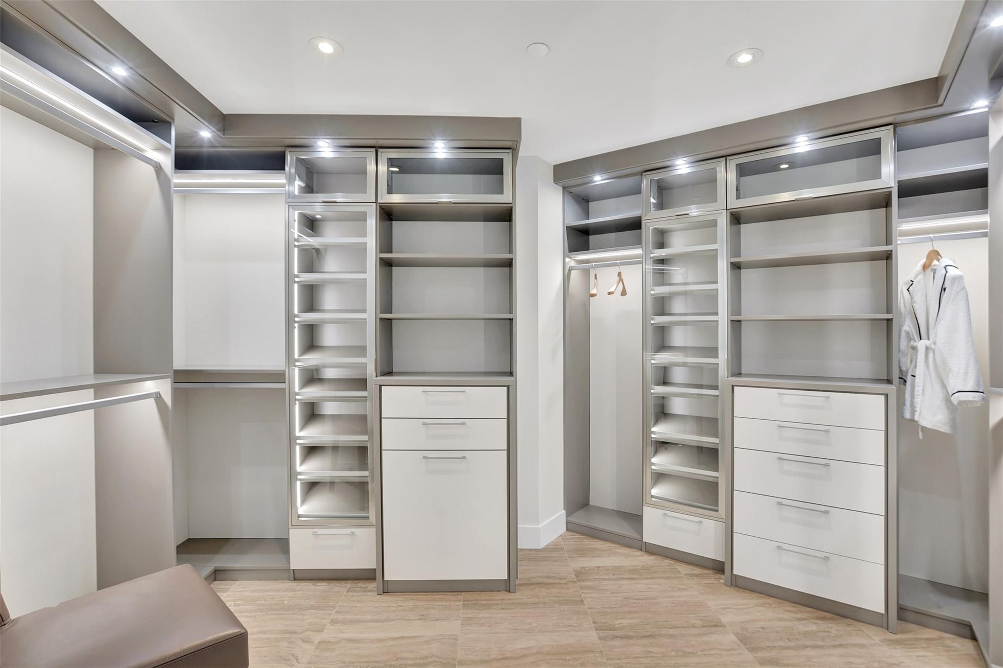 Four Seasons - Residential Lease