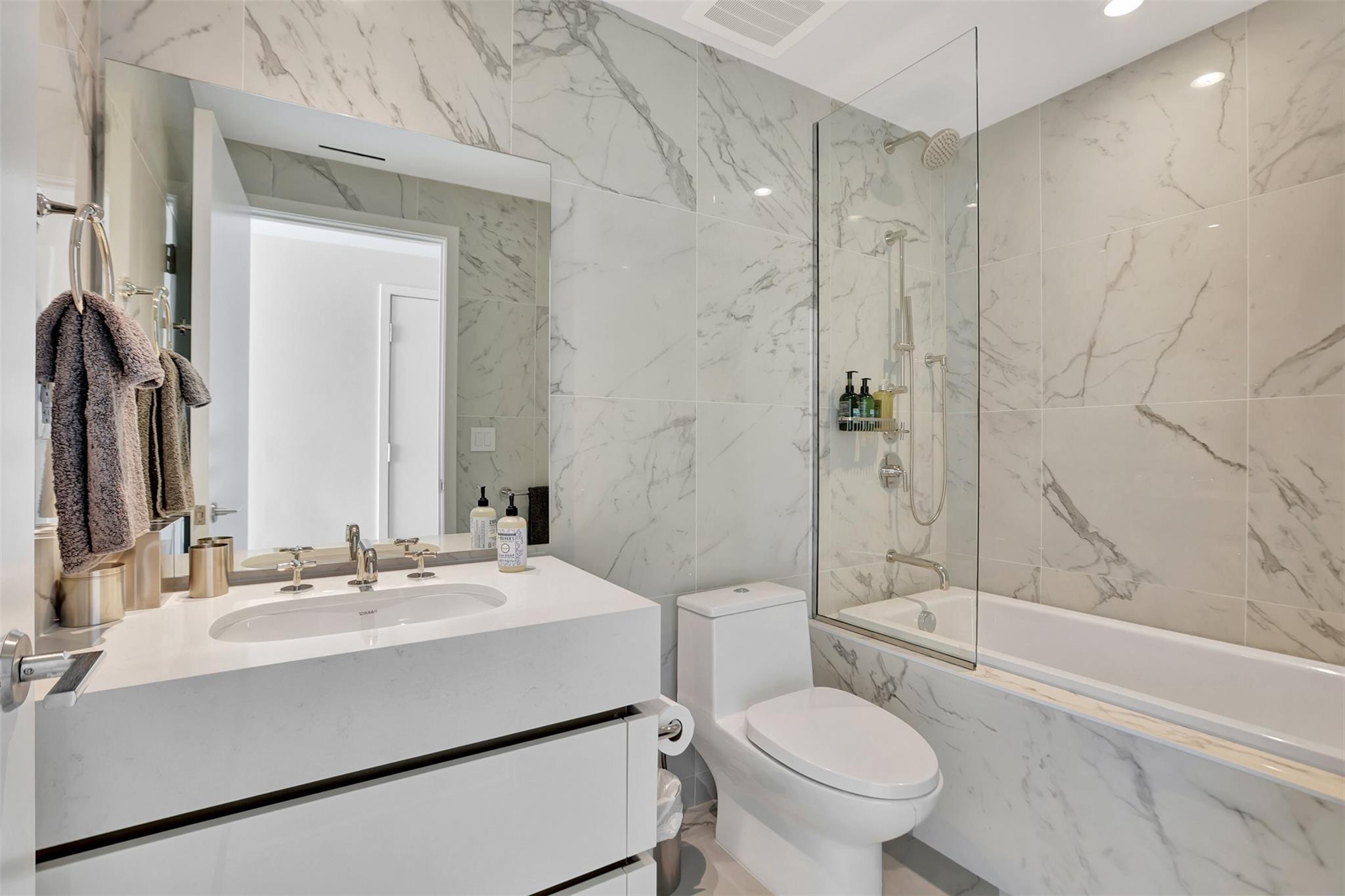 Four Seasons - Residential Lease