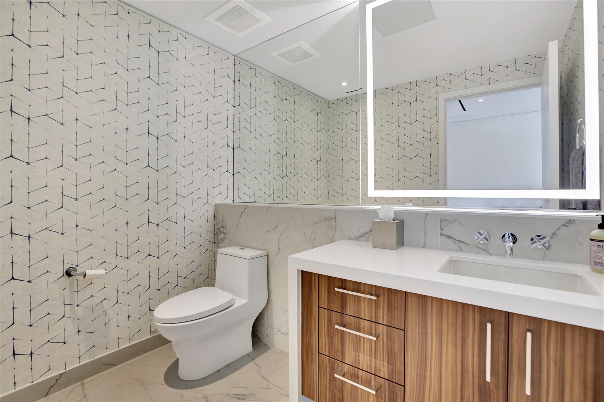 Four Seasons - Residential Lease