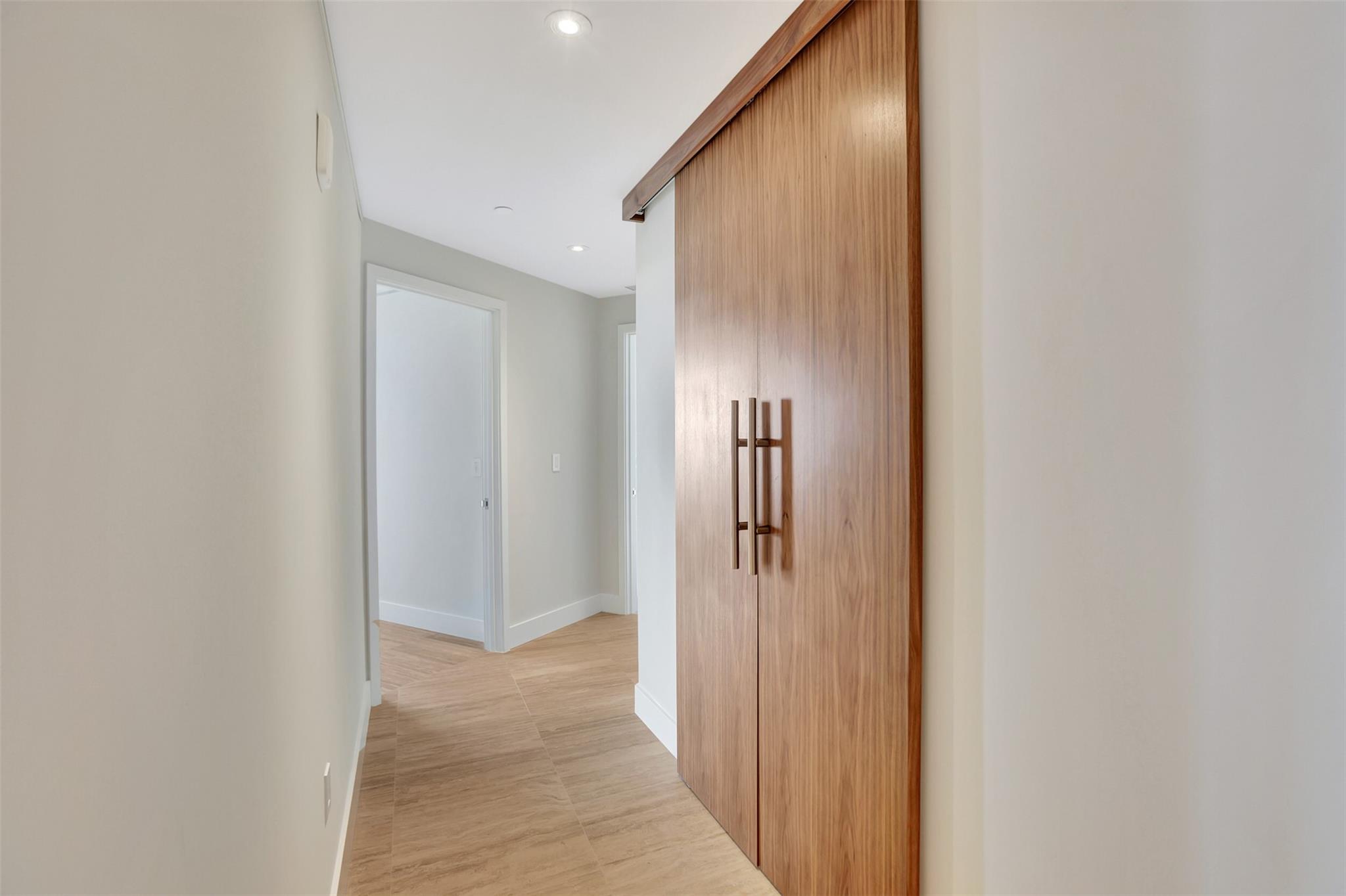 Four Seasons - Residential Lease