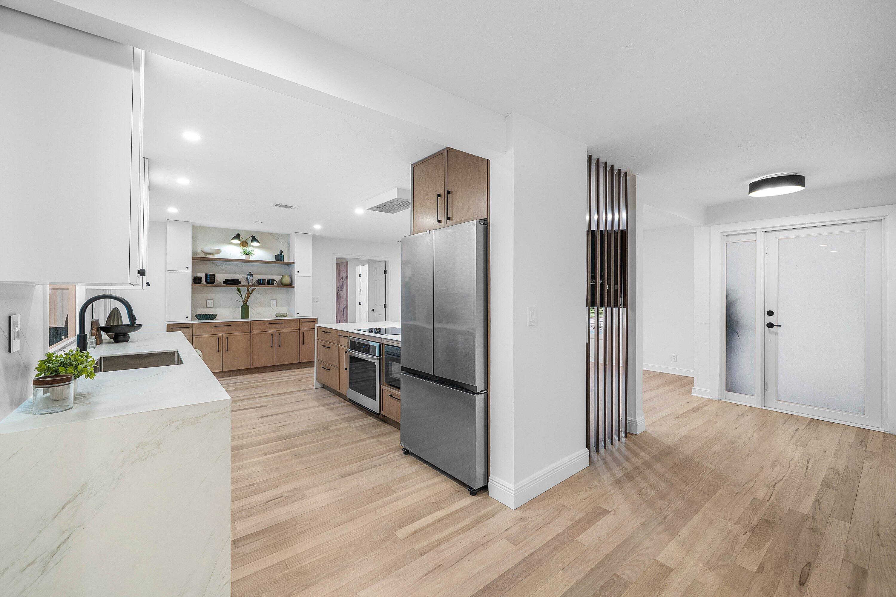 View photos, virtual tours, details... 1551 SW 10th Street