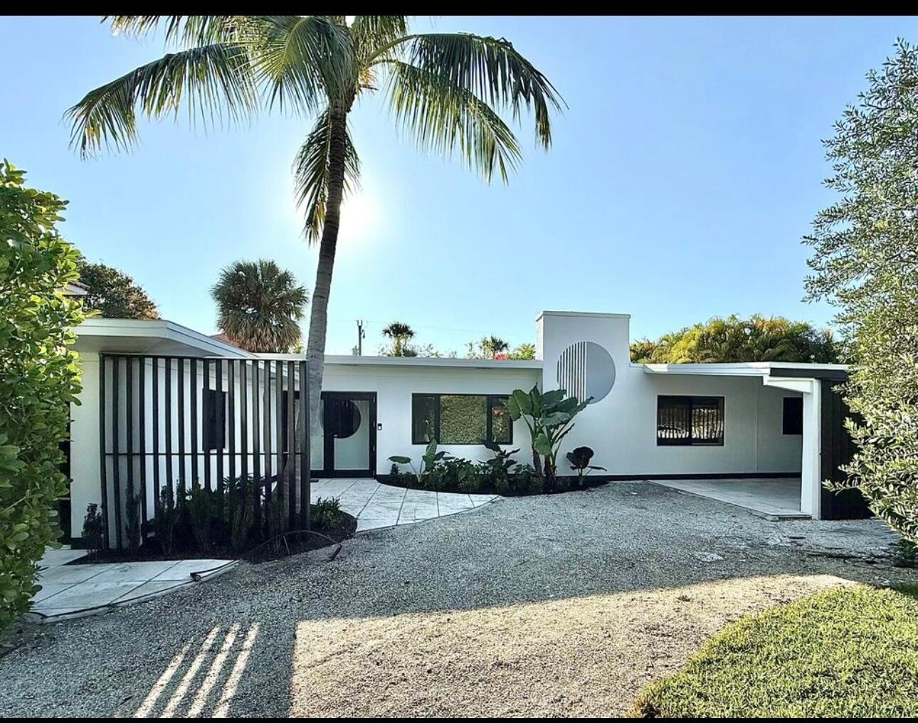 Located in the historic neighborhood of Prospect Park, this luminous home offers 4 bedrooms,3.5 baths, open kitchen, family room, dining room, living room, butlers pantry,/laundry and large backyard with covered patio. Renovation just completed with all new kitchen, bathrooms, impact windows floors, lighting and built-in wardrobes. Ideally situated just across Westminster Park minutes from downtown WPB, the Intracoastal City Place, Palm Beach Island, PBI and close to charming restaurants and shopping. Also offered furnished seasonal rental or unfurnished annual rental.
