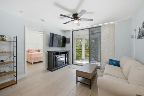 Tiny photo for 3138 Via Poinciana #306, Lake Worth, FL 33467 (MLS # B26017850)
