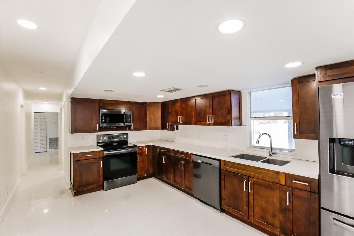 Heathgate 3rd Add 74-16 B - Residential