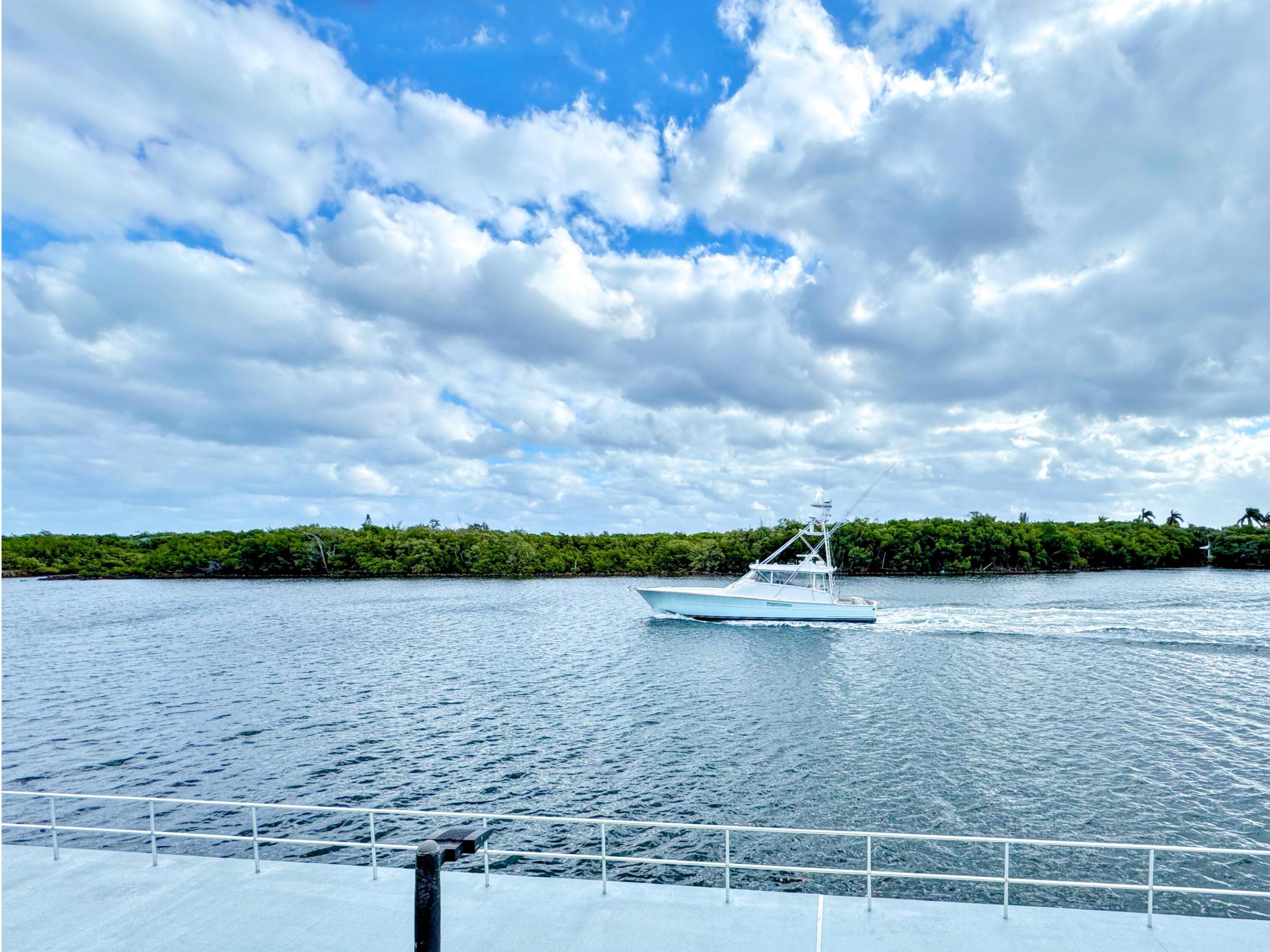 STERLING VILLAGE 480 CONDO - Residential