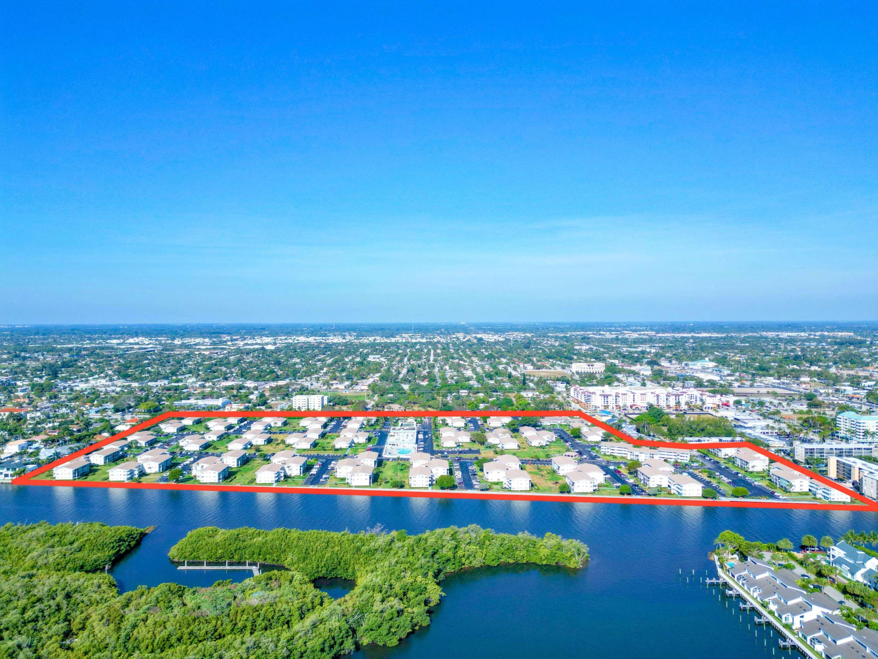 STERLING VILLAGE 480 CONDO - Residential