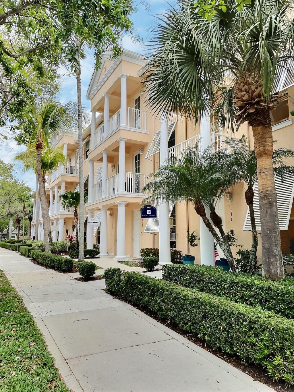 Photo of 1521 Cades Bay Avenue, Jupiter, FL 33458 (MLS # R10783307)