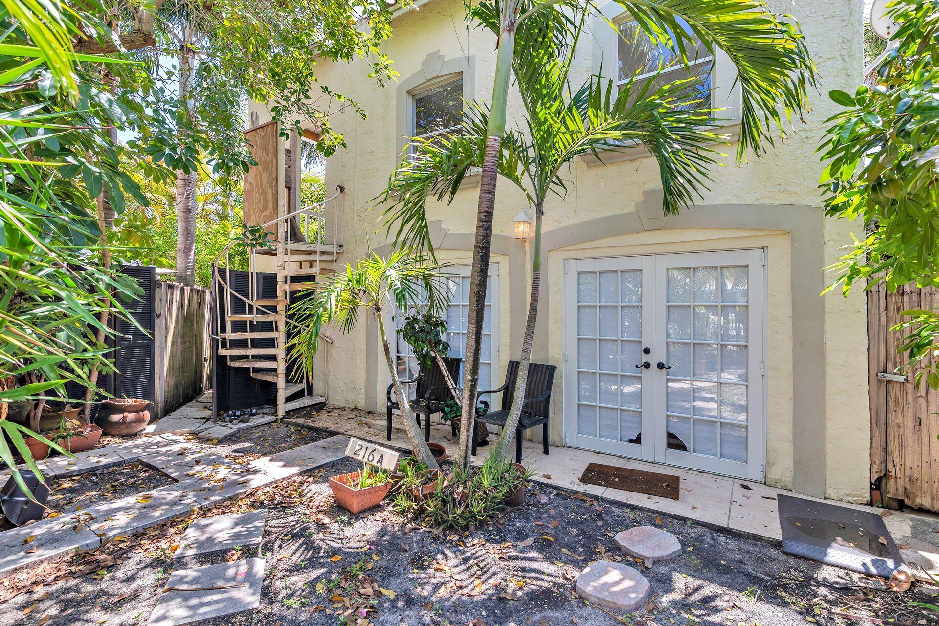 ESTATES OF SOUTH PALM BEACH - Residential Income