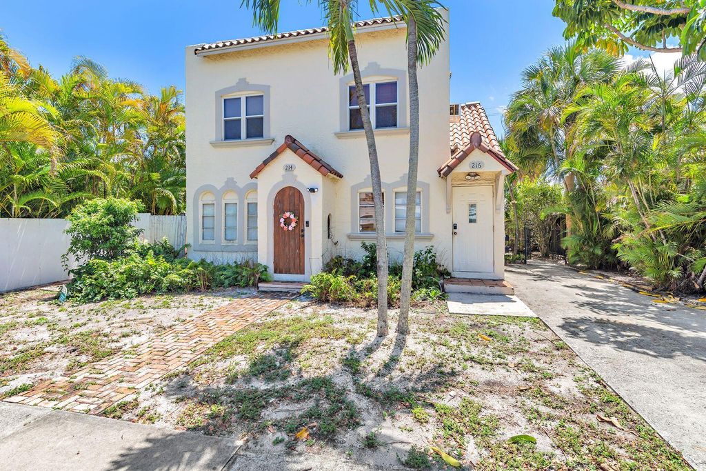 Photo of 214 Conniston Road, West Palm Beach, FL 33405 (MLS # B26024081)