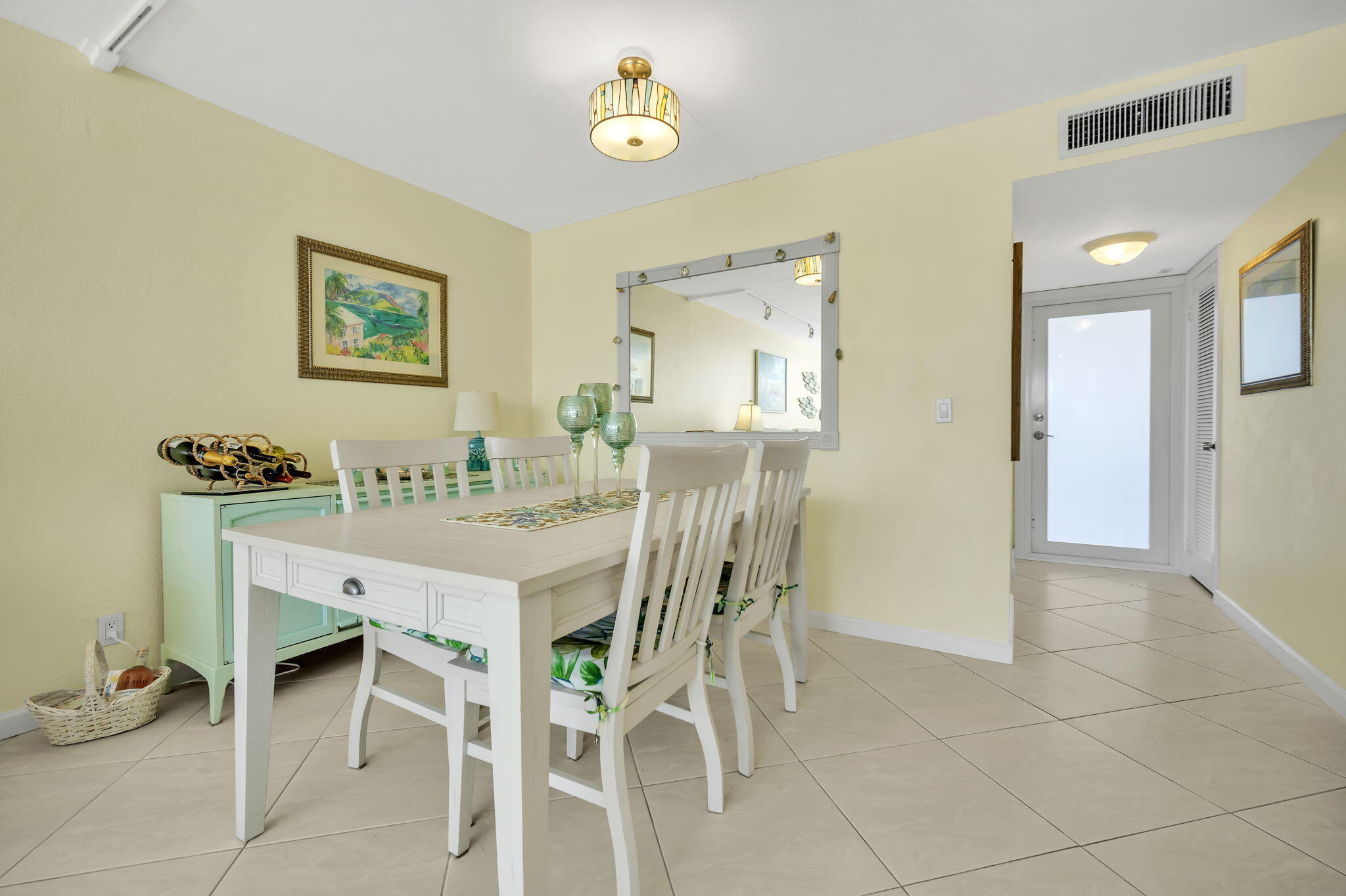 GRANADA HOUSE CONDOMINIUM - Residential