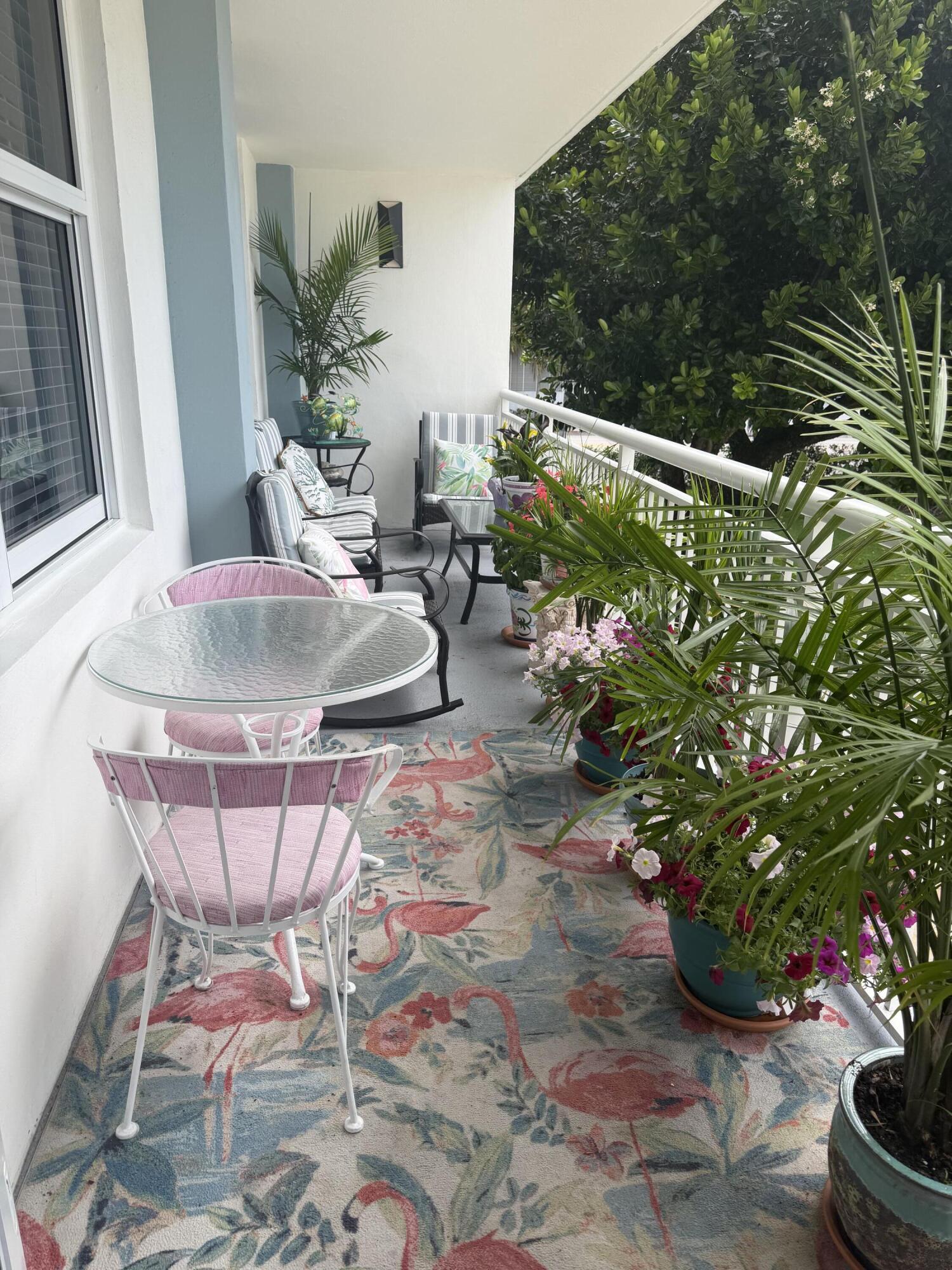 GRANADA HOUSE CONDOMINIUM - Residential