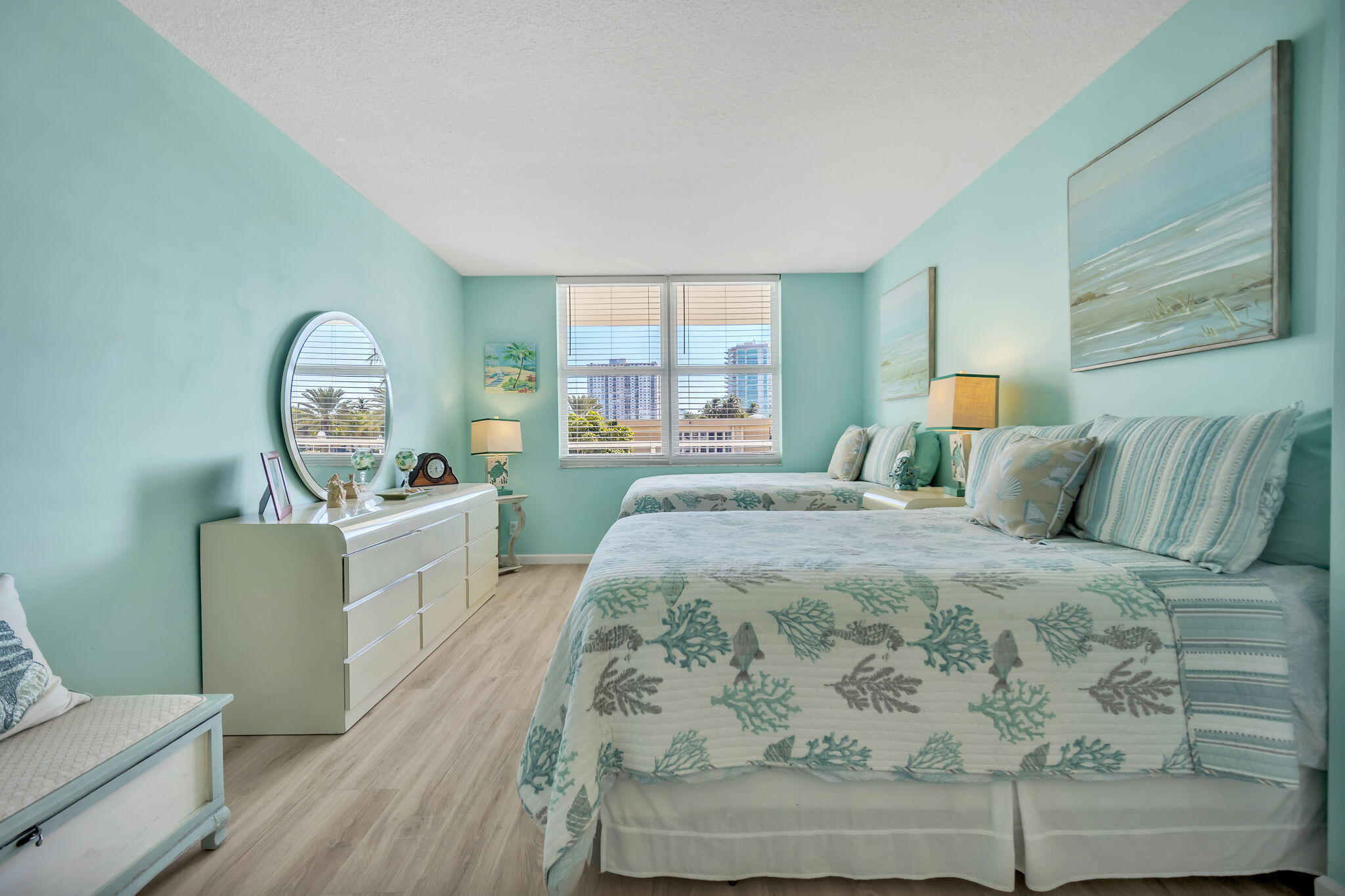 GRANADA HOUSE CONDOMINIUM - Residential