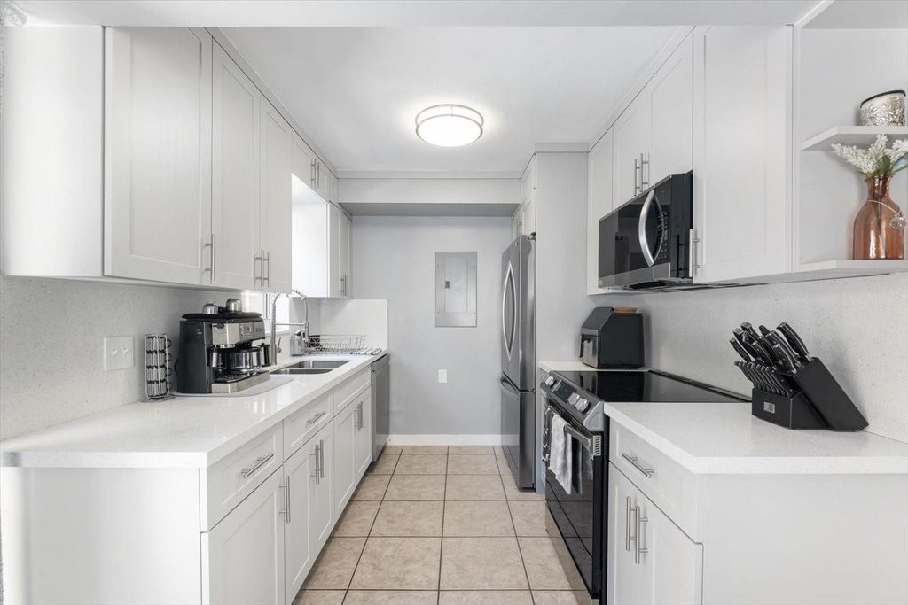 Photo of 1129 N Andrews Avenue, Fort Lauderdale, FL 33311 (MLS # B26014072)