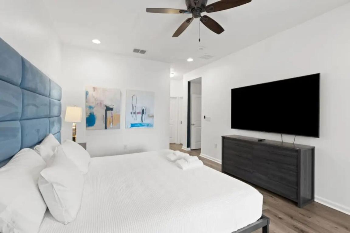 SONOMA RESORT AT TAPESTRY PH 1 - Residential