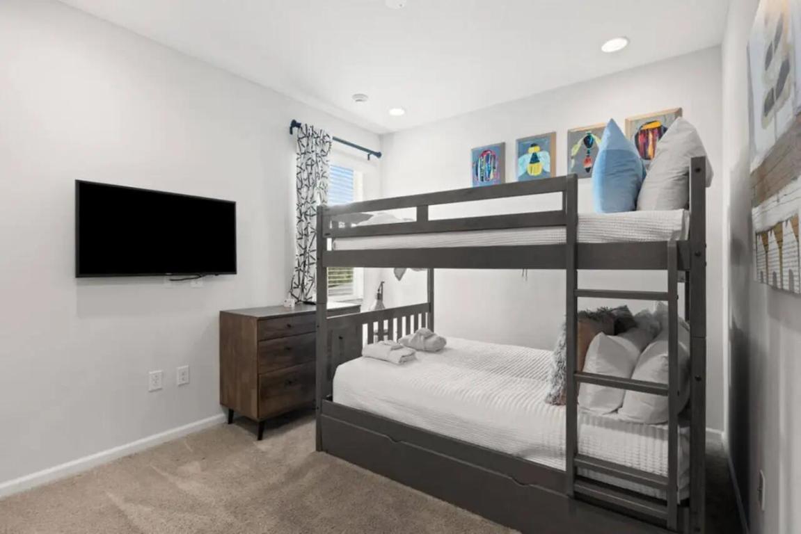 SONOMA RESORT AT TAPESTRY PH 1 - Residential